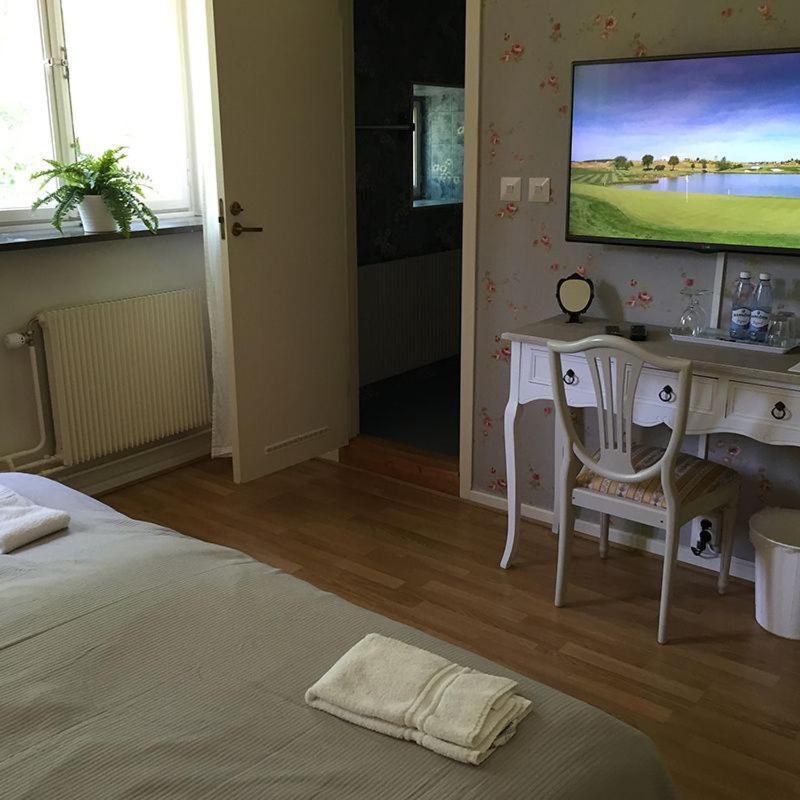 Herrgards Hotell Gyllene Haesten Västervik Extérieur photo