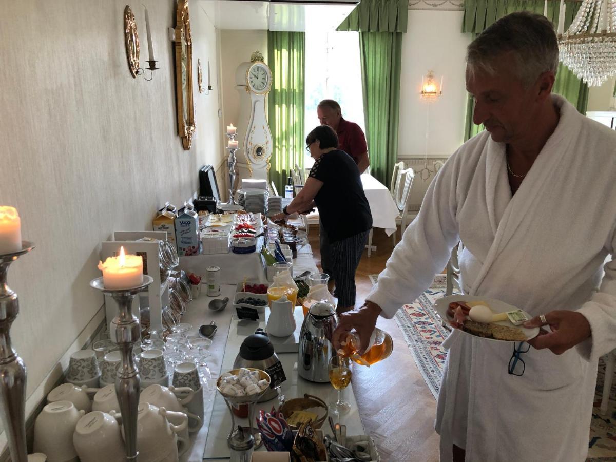 Herrgards Hotell Gyllene Haesten Västervik Extérieur photo