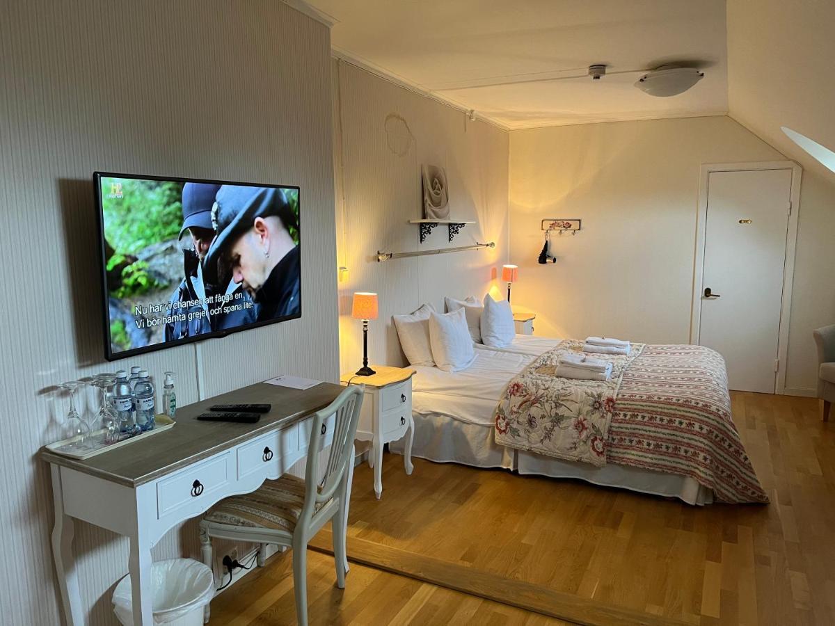 Herrgards Hotell Gyllene Haesten Västervik Extérieur photo